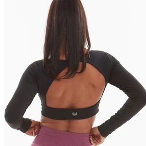 Lazuli Label Nola Open Back Long Sleeve Top Black